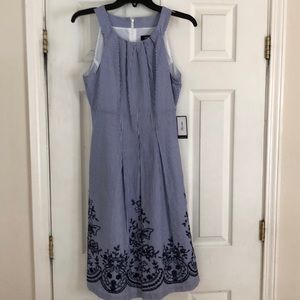 Nine West Denim and white striped dress sz 4